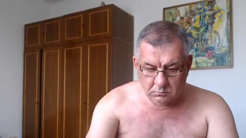 Macho online show from August 6, 2026, 3:36 pm