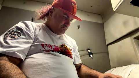 machu el bibliotecario online show from March 3, 2026, 4:40 am