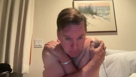 xStraightEdgex online show from January 25, 2025, 6:45 am