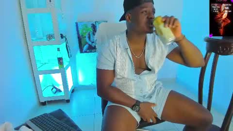 MACKBIG DICK im a damn dominant I like ATMs INSTAGRAM Edwinaragonc online show from August 8, 2026, 2:25 am