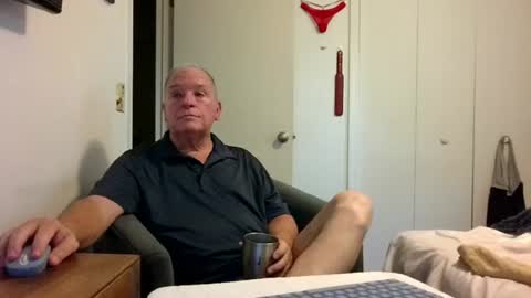 mackdocc001 online show from July 13, 2026, 12:52 pm