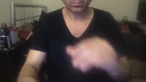 Snapshot of mackly46london chatting on March 3, 2026, 2:39 am mackly46london online show from March 3, 2026, 2:39 am