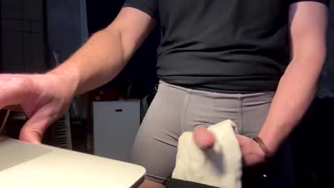 MacLowe online show from January 13, 2026, 7:02 am