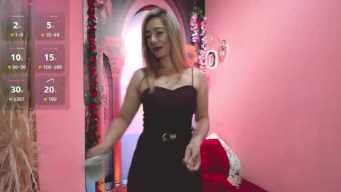 Dalila online show from April 23, 2026, 12:51 pm