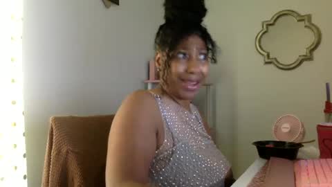 madam_glam online show from July 15, 2026, 4:34 pm