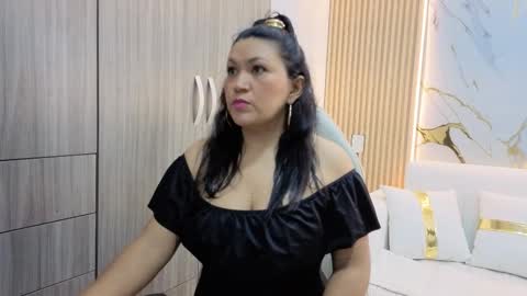 Madam Hott  online show from September 21, 2025, 3:41 am