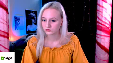 Snapshot of madam_ulis chatting on January 8, 2025, 10:37 am Ulis online show from January 8, 2025, 10:37 am