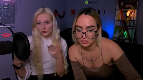 Snapshot of madam_ulis chatting on October 24, 2025, 1:40 pm Ulis online show from October 24, 2025, 1:40 pm