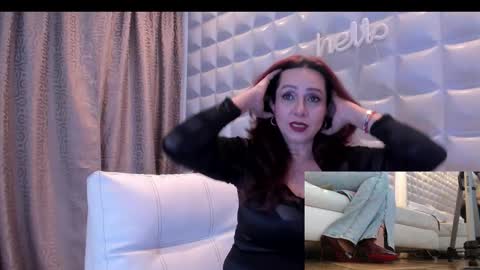 ANGELIC  online show from November 6, 2025, 4:57 am