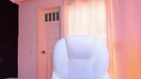 Snapshot of madame_lilith chatting on January 11, 2025, 2:04 pm madame lilith online show from January 11, 2025, 2:04 pm