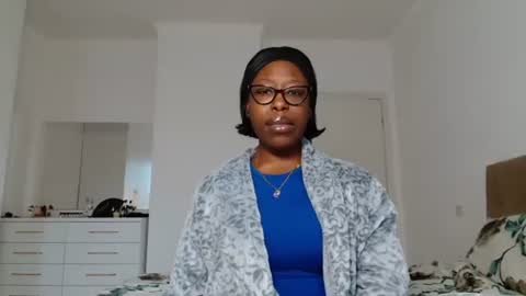 YourMadamIndigo online show from December 18, 2025, 2:12 pm