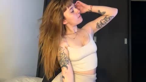 Snapshot of madamme_devorah chatting on July 14, 2026, 3:22 am Meleena redhead Maria Black hear online show from July 14, 2026, 3:22 am