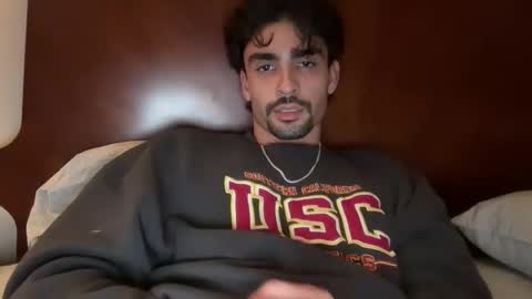 maddaewg101 online show from November 9, 2025, 5:06 am