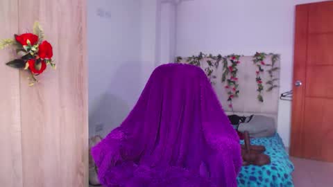 maddiie and clyde online show from October 9, 2025, 4:27 pm