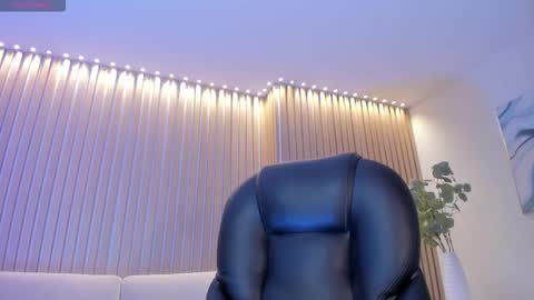 Maddison online show from December 23, 2025, 5:16 am