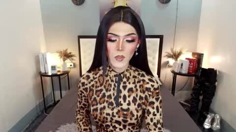 Snapshot of maddisonwil chatting on September 28, 2025, 12:16 am M A D D Y online show from September 28, 2025, 12:16 am