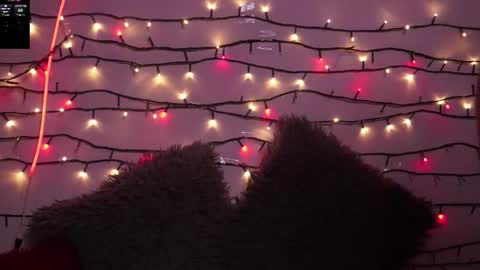 Snapshot of maddisrock chatting on February 17, 2026, 6:32 am madis online show from February 17, 2026, 6:32 am