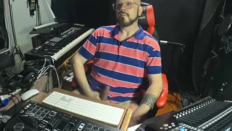 maddox840 online show from May 25, 2026, 5:57 am