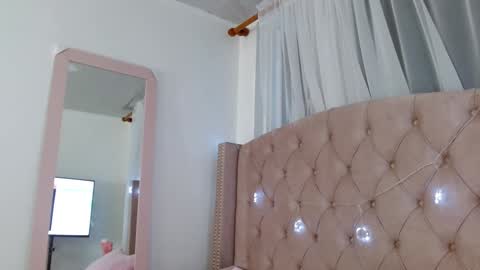 Maddy UwU online show from December 18, 2024, 12:07 pm