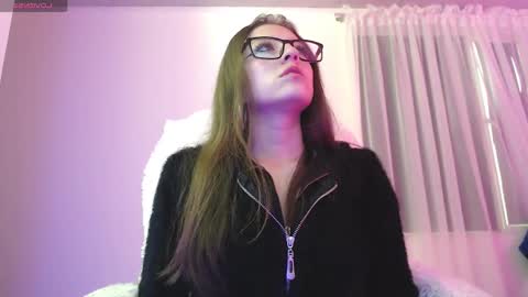 Maddy UwU online show from September 10, 2025, 5:24 pm