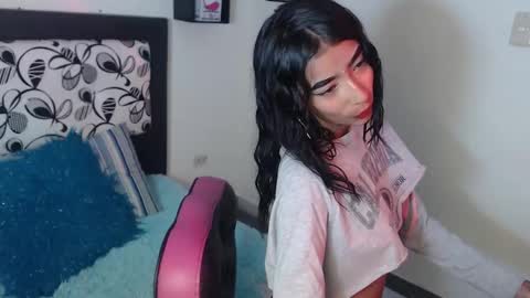 Snapshot of maddy_parker_ chatting on January 14, 2025, 9:35 am Maddy Parker online show from January 14, 2025, 9:35 am