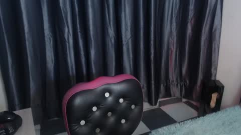 Snapshot of maddy_parker_ chatting on January 21, 2025, 9:13 am Maddy Parker online show from January 21, 2025, 9:13 am