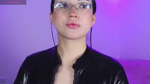 Snapshot of maddyghost chatting on November 26, 2025, 11:50 pm Please followme and rate me your thumbs up online show from November 26, 2025, 11:50 pm