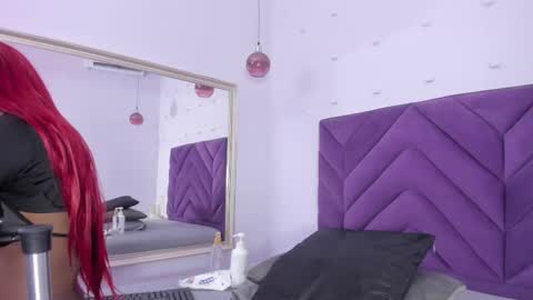 maddyjohnsonn online show from October 21, 2025, 3:40 am