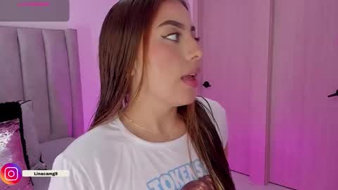 Snapshot of maddylennon chatting on February 22, 2026, 10:52 pm Lina online show from February 22, 2026, 10:52 pm