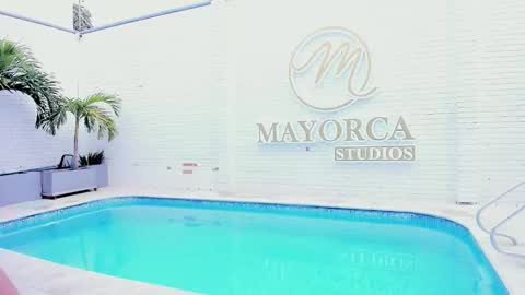 Maddy online show from November 8, 2025, 11:32 am