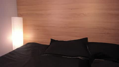 Madelaine  online show from April 2, 2026, 10:13 am