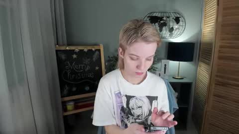 madelaines online show from December 21, 2025, 8:43 am