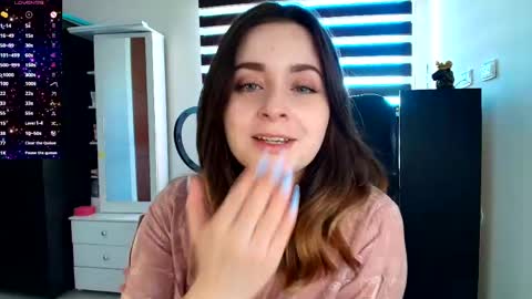 madelamee online show from May 23, 2026, 3:49 pm