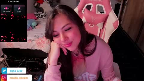 Snapshot of madeleine_shinobi chatting on December 17, 2025, 10:38 pm Emily Only Fans online show from December 17, 2025, 10:38 pm