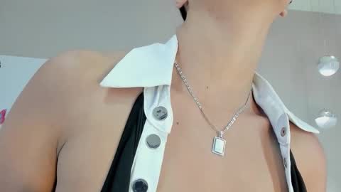  Madeline  online show from March 25, 2026, 3:29 pm