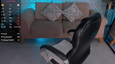 Madeline online show from February 1, 2025, 11:43 am