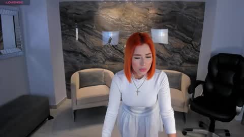 Madeline online show from September 30, 2025, 9:36 am