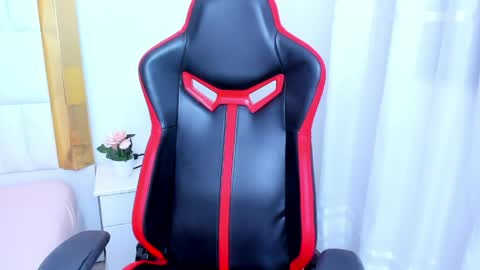 Madeline online show from April 9, 2026, 1:05 am