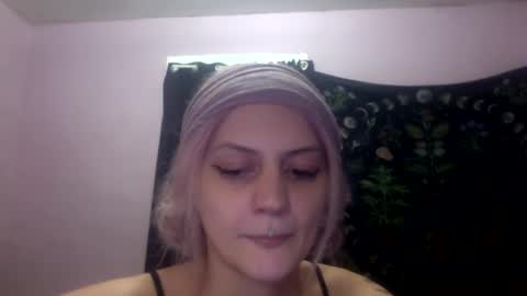 Snapshot of madelinevalentine chatting on September 26, 2025, 4:49 am madeline online show from September 26, 2025, 4:49 am
