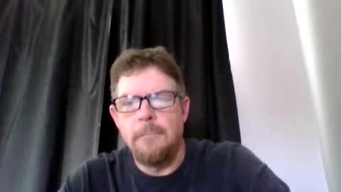 Snapshot of madhatter72 chatting on November 21, 2025, 5:55 pm Madhatter72 online show from November 21, 2025, 5:55 pm