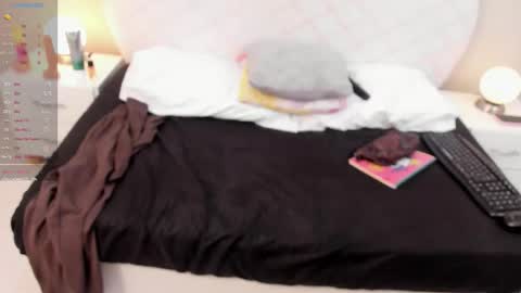 Madison Smith online show from November 7, 2025, 12:27 pm