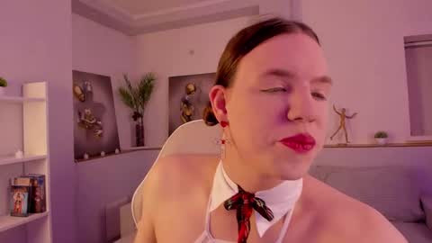 Medison online show from December 22, 2025, 3:14 am