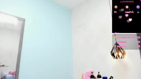 Snapshot of madison_rowan chatting on February 20, 2025, 9:11 am MADI online show from February 20, 2025, 9:11 am