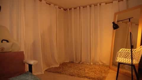 madisonlara online show from March 26, 2026, 5:18 pm