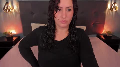 Snapshot of madisonsmith1 chatting on December 24, 2024, 12:55 am Madison Smith online show from December 24, 2024, 12:55 am
