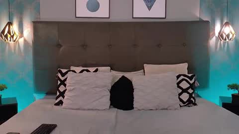 Madison Smith online show from October 4, 2025, 3:32 pm