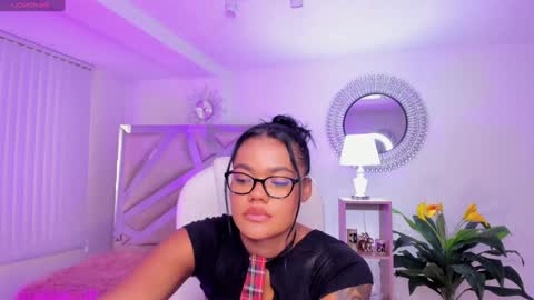 Madisson Davon online show from December 22, 2024, 5:10 pm