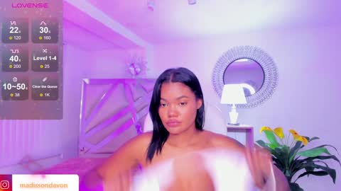 Madisson Davon online show from December 23, 2024, 5:54 pm