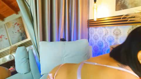 Snapshot of madissonone1 chatting on January 6, 2026, 3:10 am MADISSOONE online show from January 6, 2026, 3:10 am