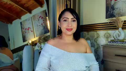 Snapshot of madissonone1 chatting on February 19, 2026, 2:29 am MADISSOONE online show from February 19, 2026, 2:29 am